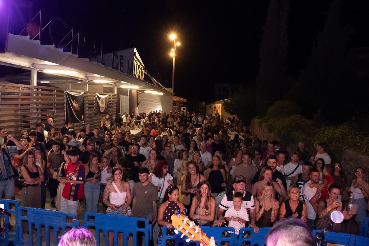 Els Vespres a l’Era de Sant Joan de Vilatorrada tornen aquest divendres amb un doble concert Els Vespres a l’Era de Sant Joan de Vilatorrada tornen aquest divendres amb un doble concert