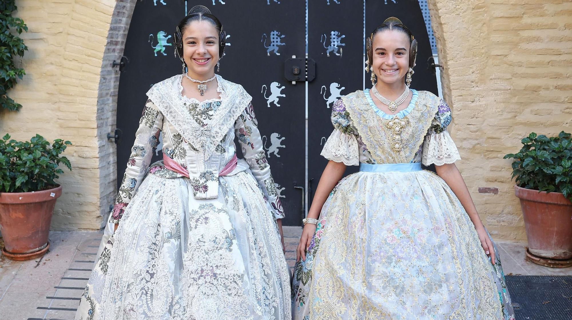 El Museo de la Seda recibe a las candidatas a fallera mayor infantil de València 2025