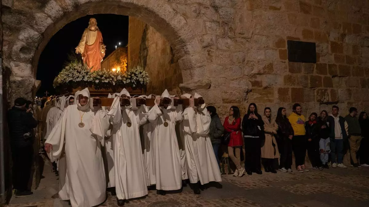 DIRECTO | Sigue con nosotros la procesión de Luz y Vida en Zamora