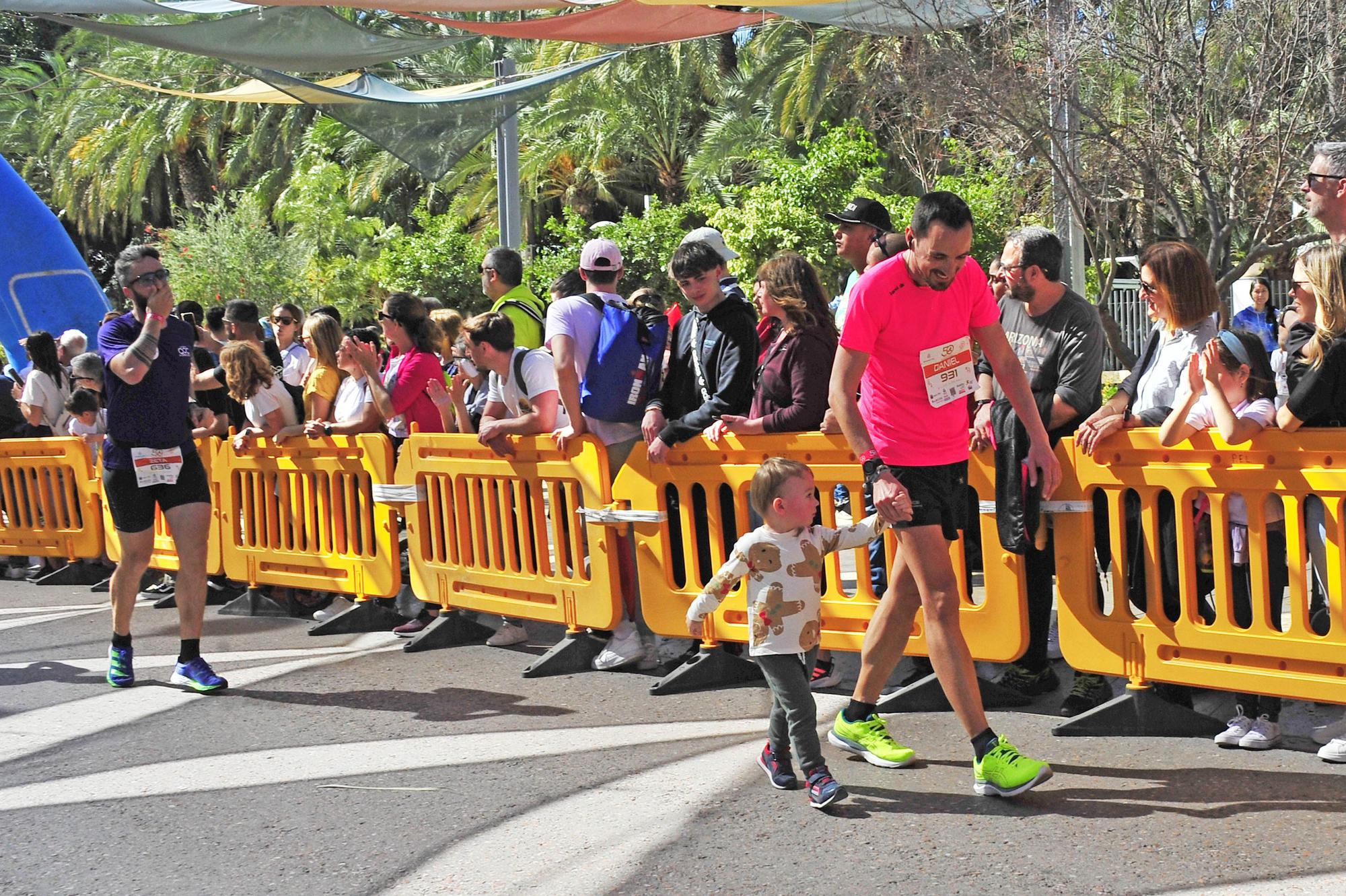 Un Medio Maratón de Elche marcado por el calor