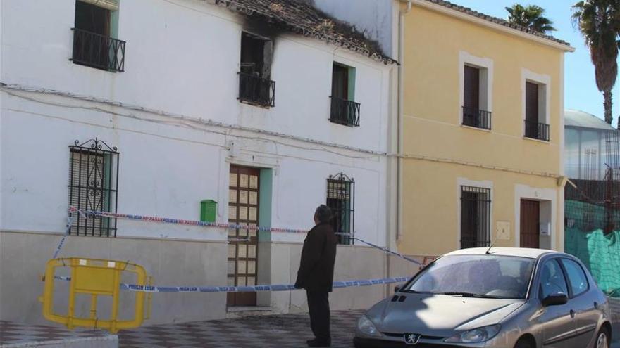 Recibe el alta el varón herido en el incendio de una casa en Cabra