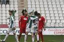 El Córdoba golea al Murcia (5-0)