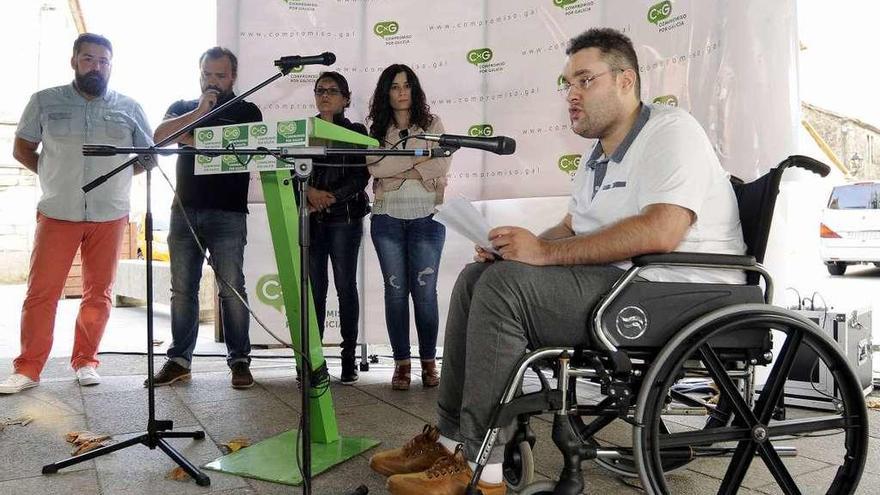 Intervención de Sánchez en el evento celebrado ayer en Agolada. // Bernabé/Javier Lalín