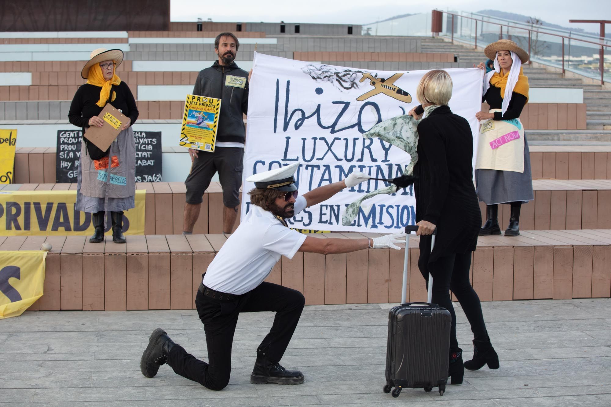 Protesta contra los jets privados en Ibiza