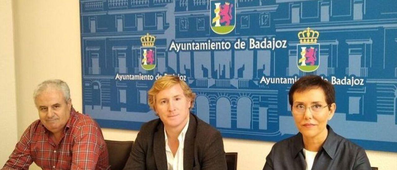 Acuerdo entre el Ayuntamiento de Badajoz y los representantes de la Policía Local.