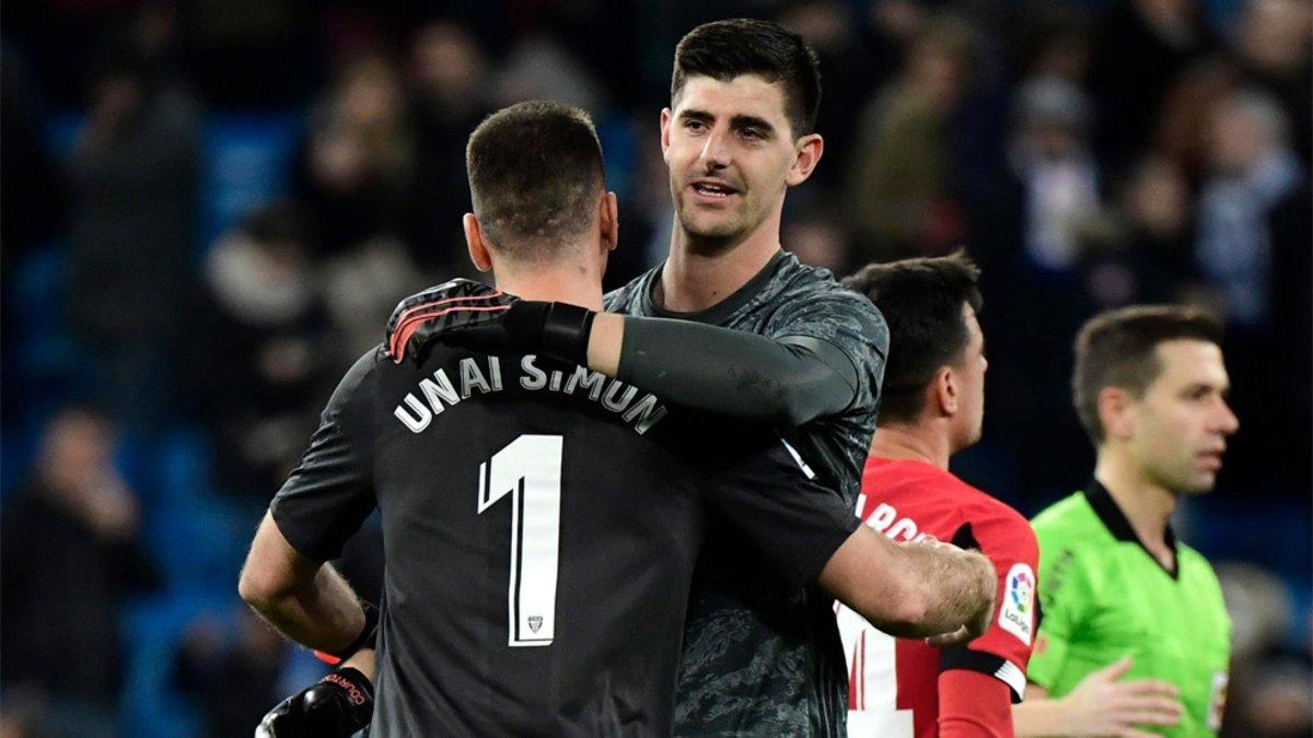 Courtois: &quot;No hacen falta fichajes, veo bien a Karim y Jovic&quot;