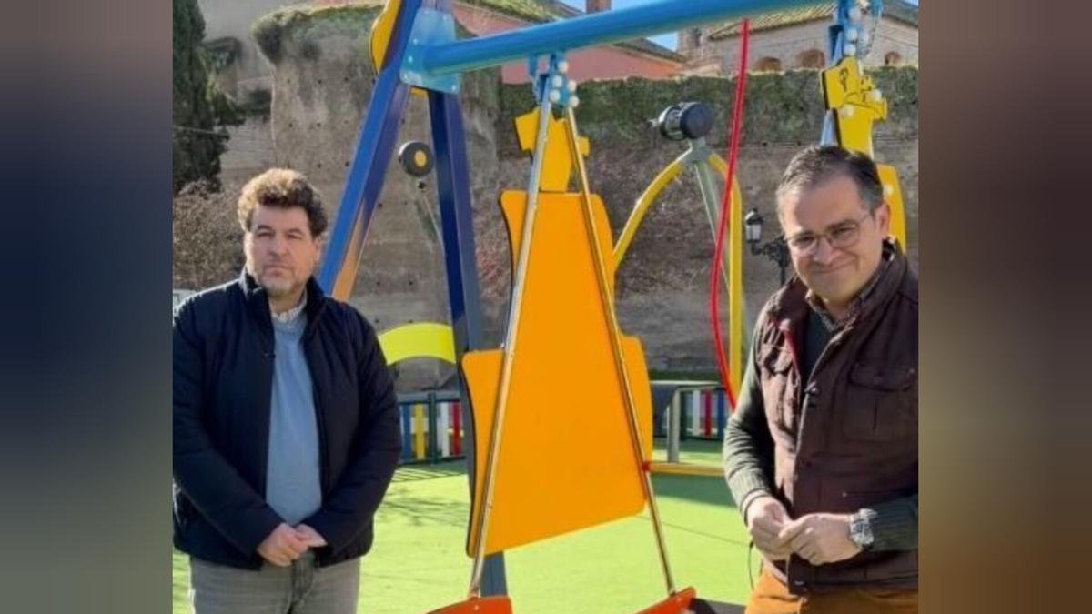 Primer columpio adaptado a personas en silla de ruedas en Palma del Río.