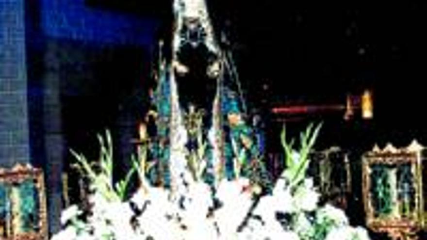 Dos cofradías protagonizan la Semana Santa