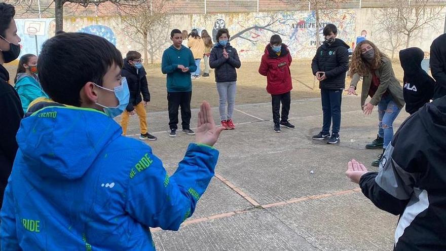 Una de les activitats a l&#039;escola Paidos