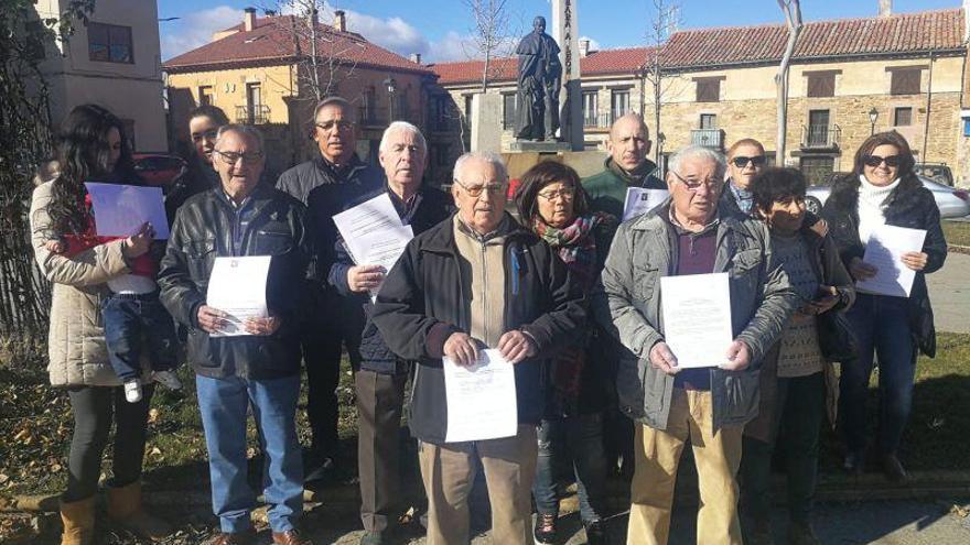 Miembros de Pueblos Unidos de Tábara