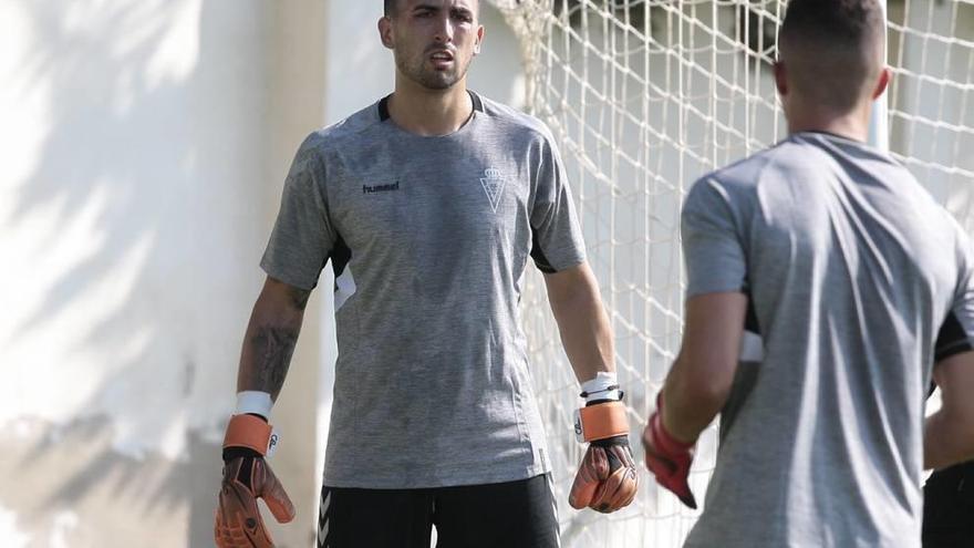 El portero Simón Ballester durante esta pretemporada con el Real Murcia.