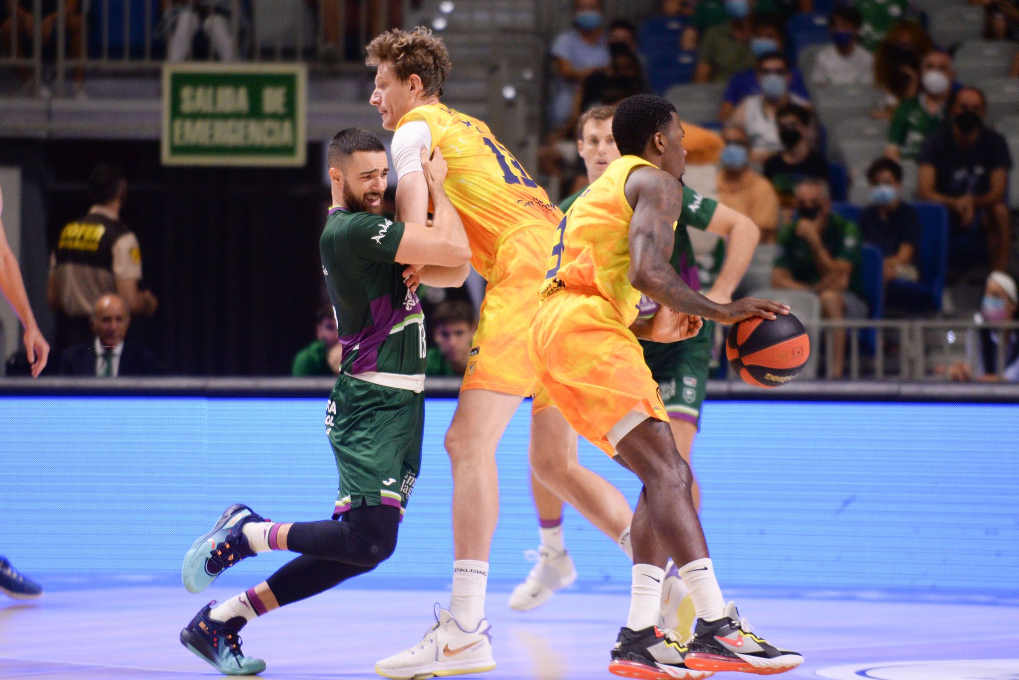 Las imágenes del Unicaja - Herbalife Gran Canaria de la Liga Endesa en el Martín Carpena.