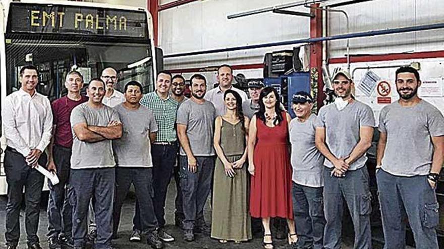 Visita al taller de chapa y mecánica de la EMT