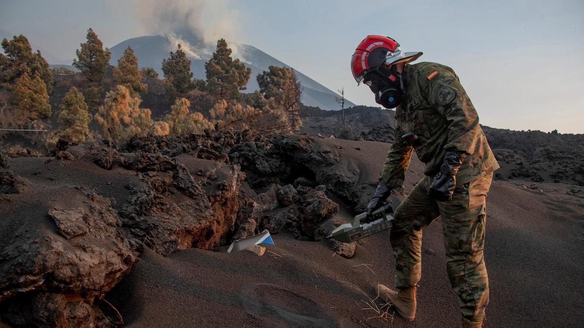 Crece la emisión de ceniza y empeora el aire en Los Llanos de Aridane