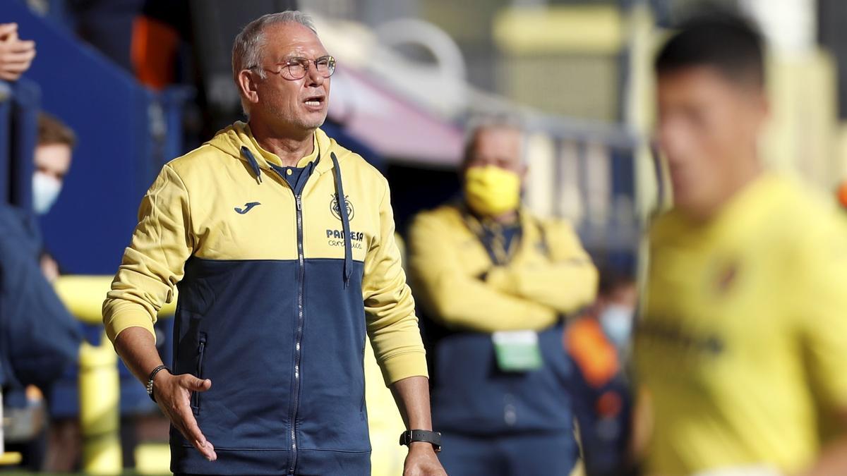 Miguel Álvarez, entrenador del Villarreal B.