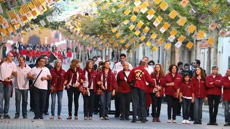 Los heladeros en el desfile del Soparet que se celebró por la tarde.