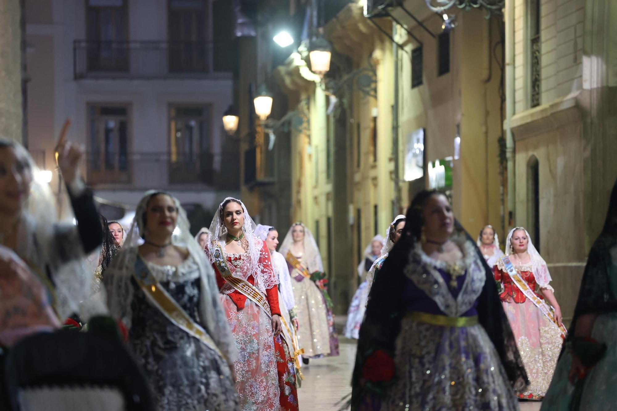 Ofrenda día 18. Calle San Vicente (23:00/24:00)