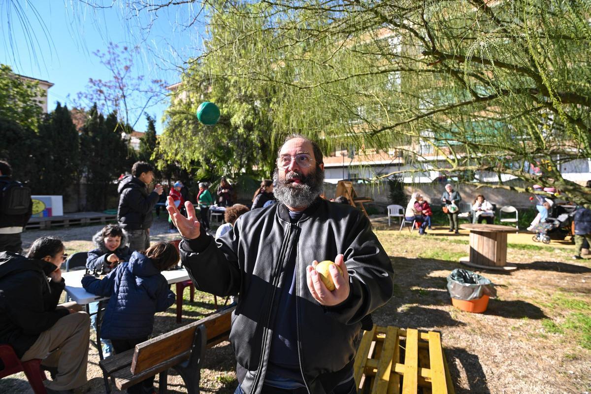 I Feria de Entidades en el Solar Comunitario del barrio Virgen del Remedio