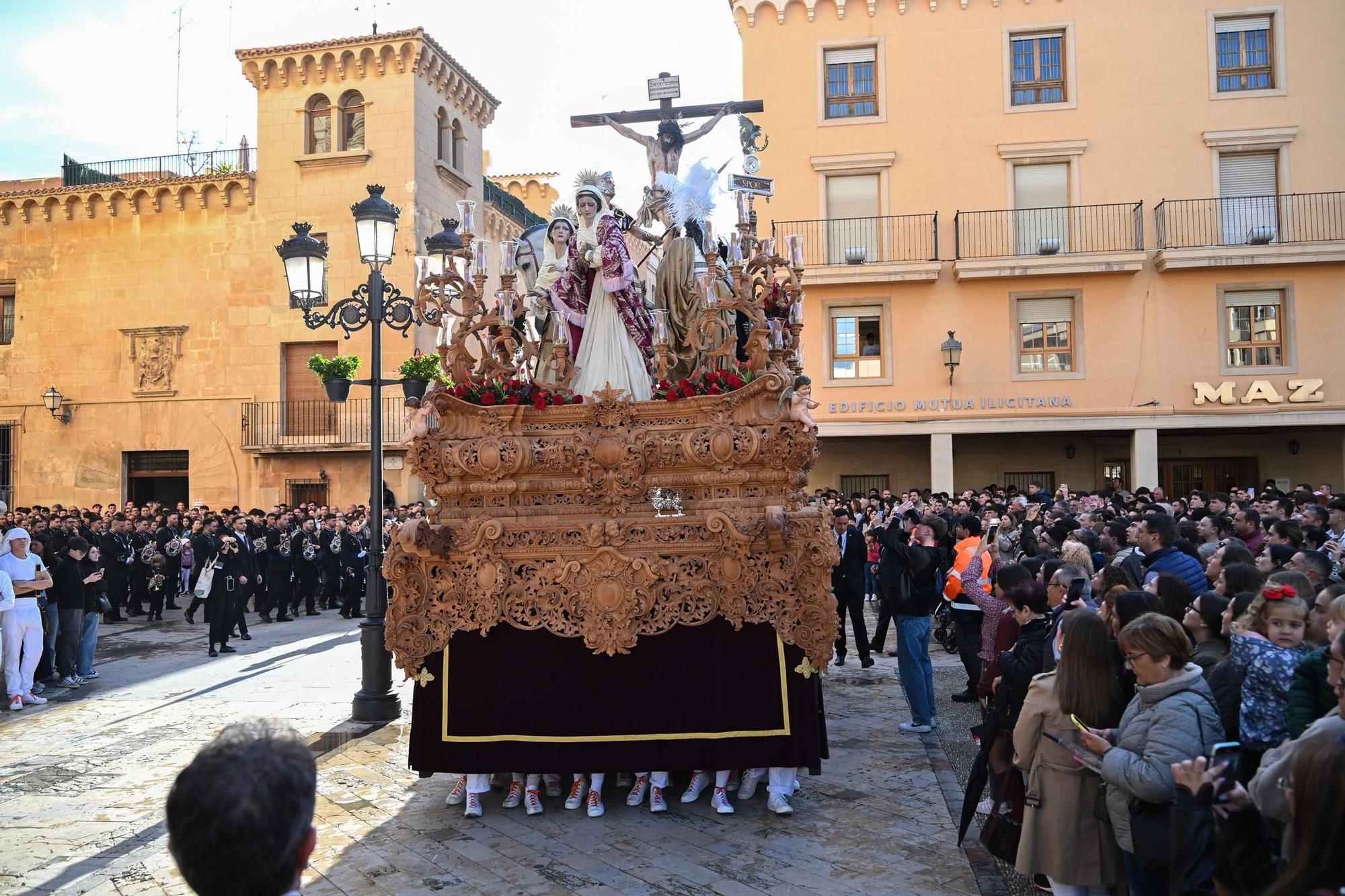 Las mejores imágenes del Martes Santo en Elche