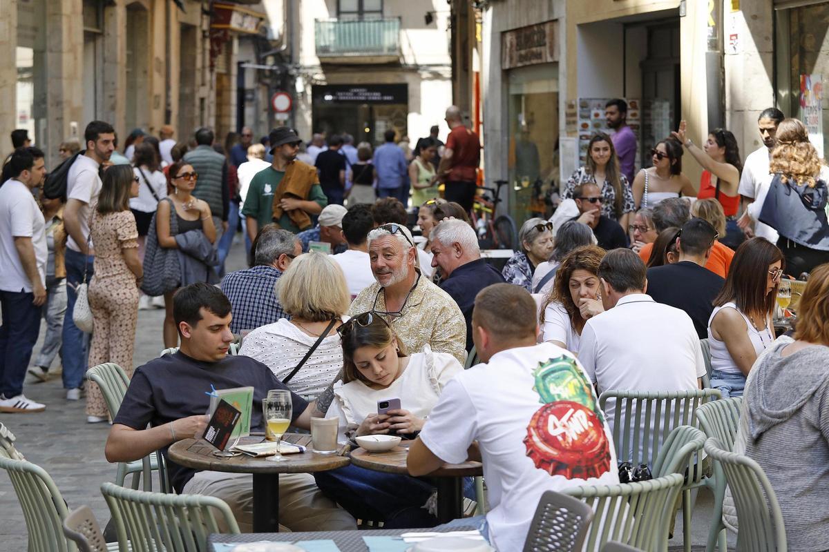 Terrassa d'un bar a Girona, en una imatge d'arxiu.