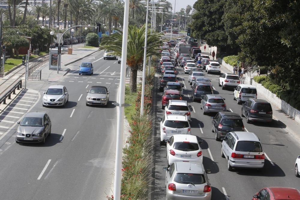 Trabajos de asfaltado en tramos de Mártires de la Libertad ha obligado a cortar un carril