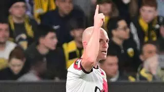 Don Isi Palazón: la leyenda de un Rayo histórico que no bebe Cruzcampo