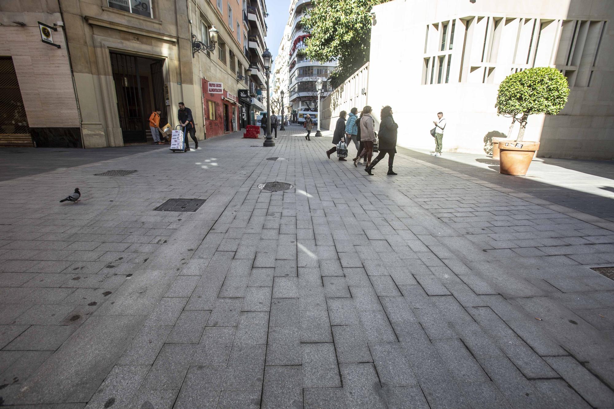 Así queda la calle Constitución tras su peatonalización