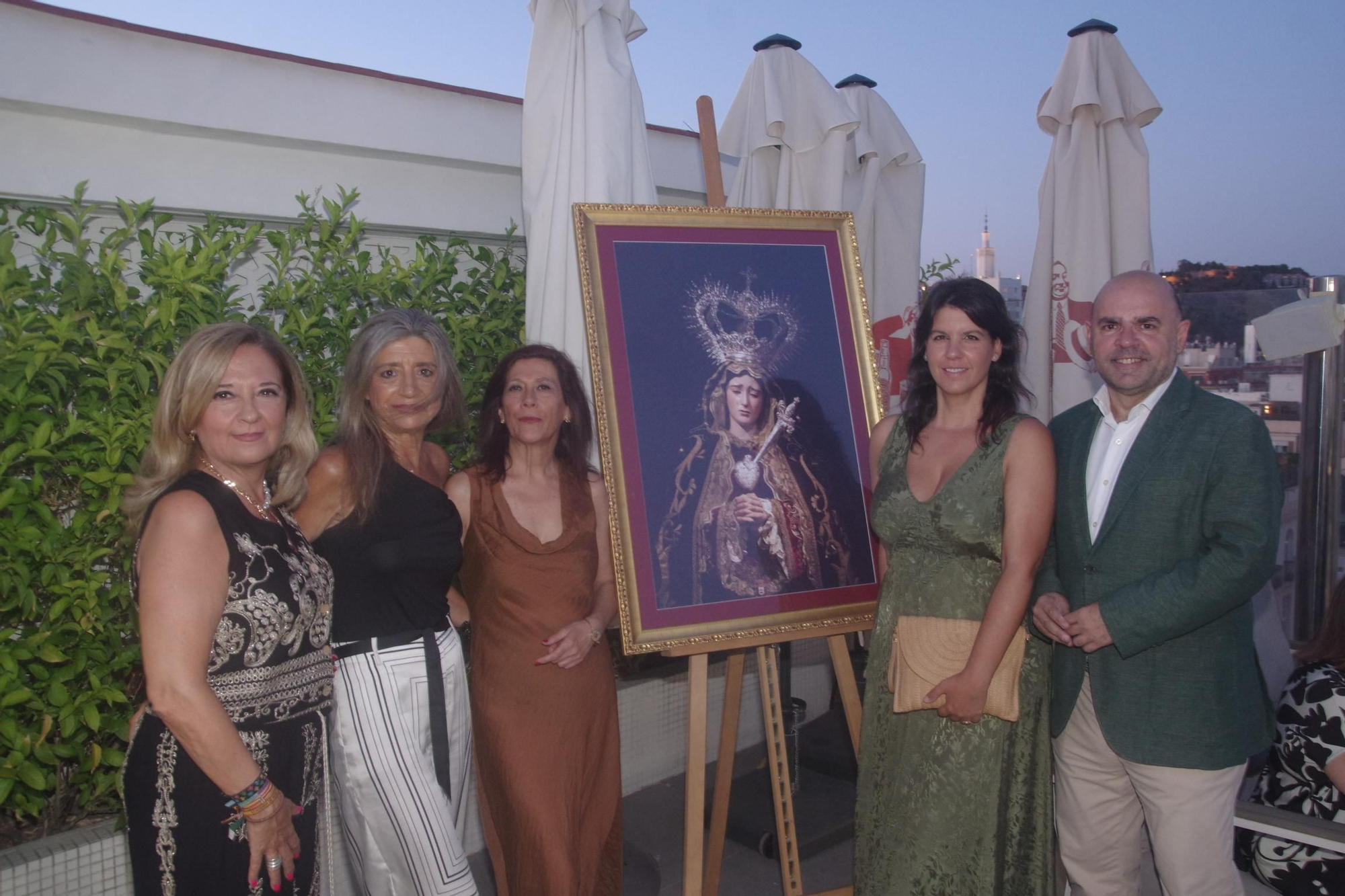 El Colegio de Procuradores su XV edición del cóctel de la Virgen de la Angustias