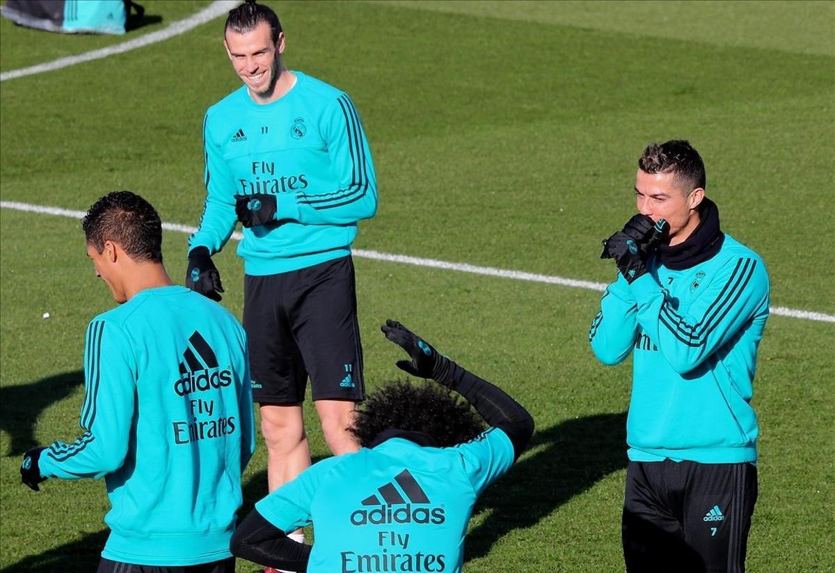 undefined41393891 madrid 22 12 2017 entrenamiento r  madrid previo al partido 171222124703