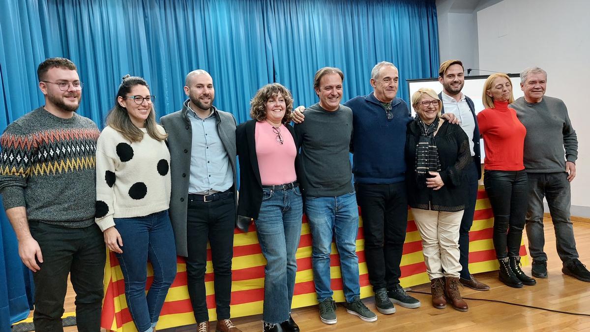 La nueva ejecutiva de Més Compromís en l'Alacanti, con Natxo Bellido en el centro