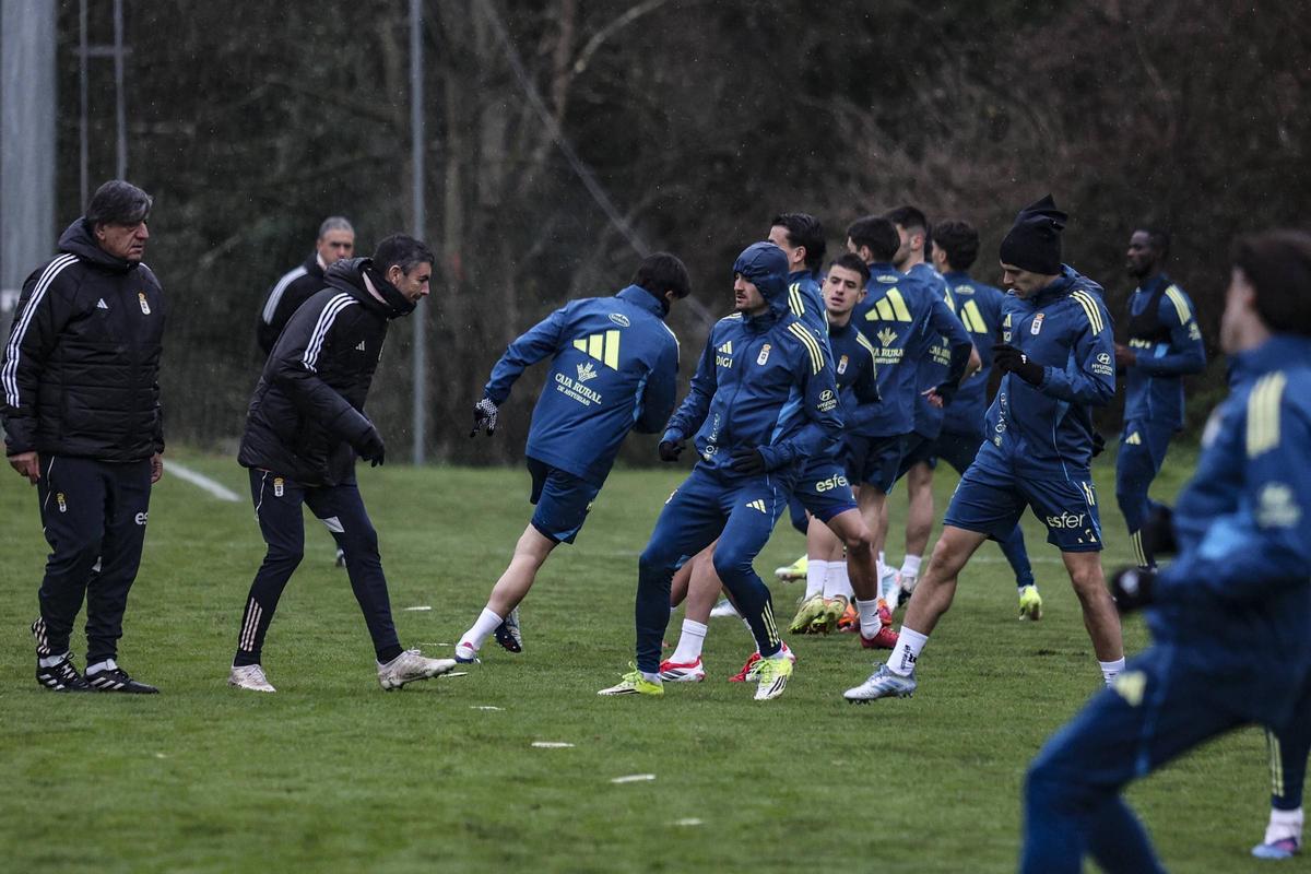 EN IMÁGENES: así fue la jornada de entrenamientos del Real Oviedo en El Requexón previa al duelo ante el Girona