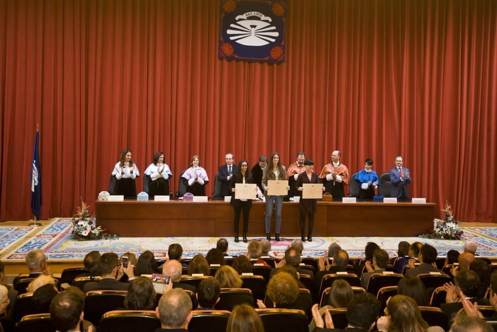 Entrega de los premios de excelencia académica en el rectorado