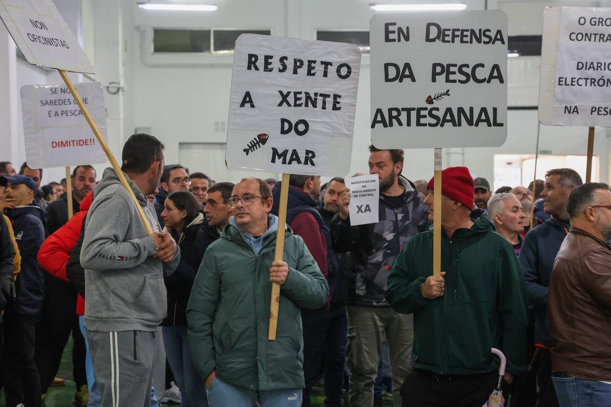 Algunos de los carteles vistos en la protesta.
