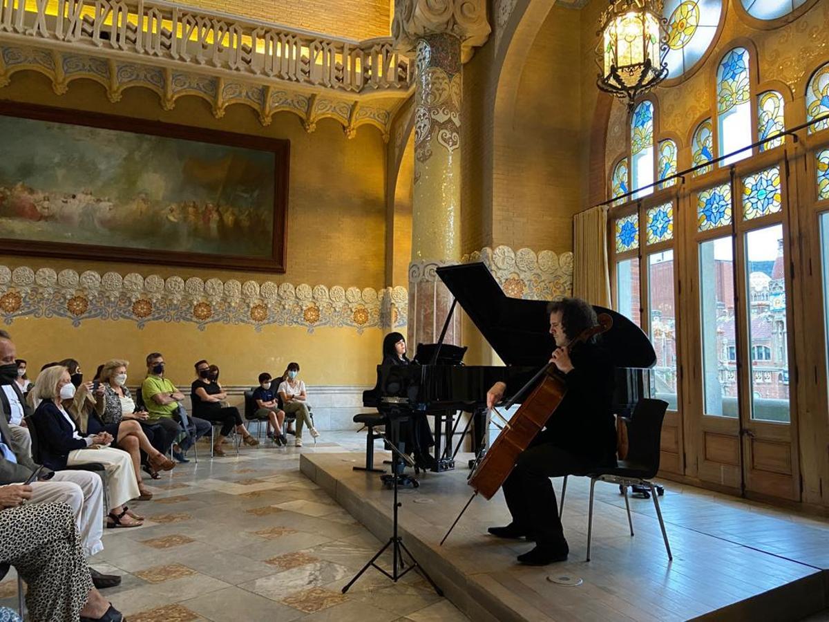 Duo Cassadó celebra el seu concert solidari a Bachcelona Duo Cassadó celebra el seu concert solidari a Bachcelona