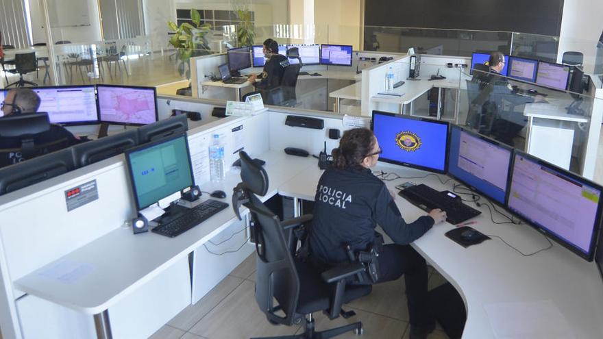 La Sala de Operaciones de la Policía Local de Elche