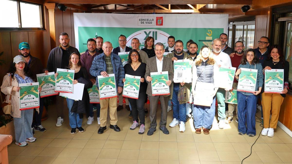Presentación hoy de O Petisquiño con el alcalde Abel Caballero.