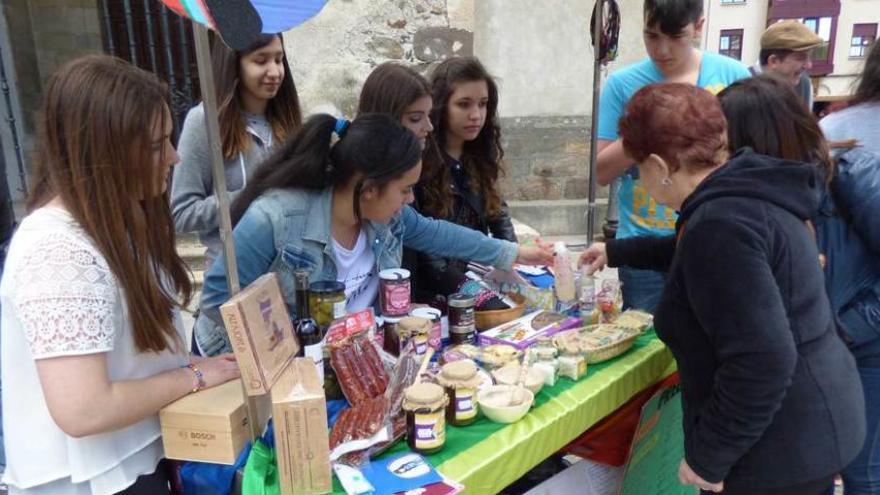 El puesto de la cooperativa del colegio Aurelio Menéndez.