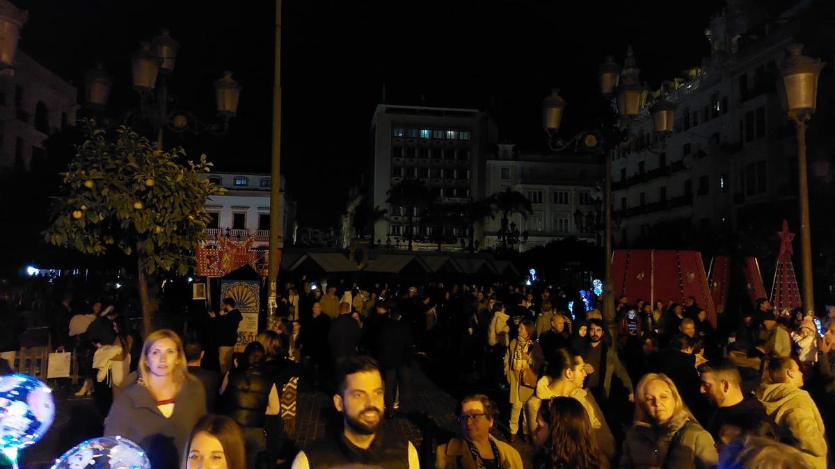 El centro de Córdoba ha estado unos diez minutos sin luz.