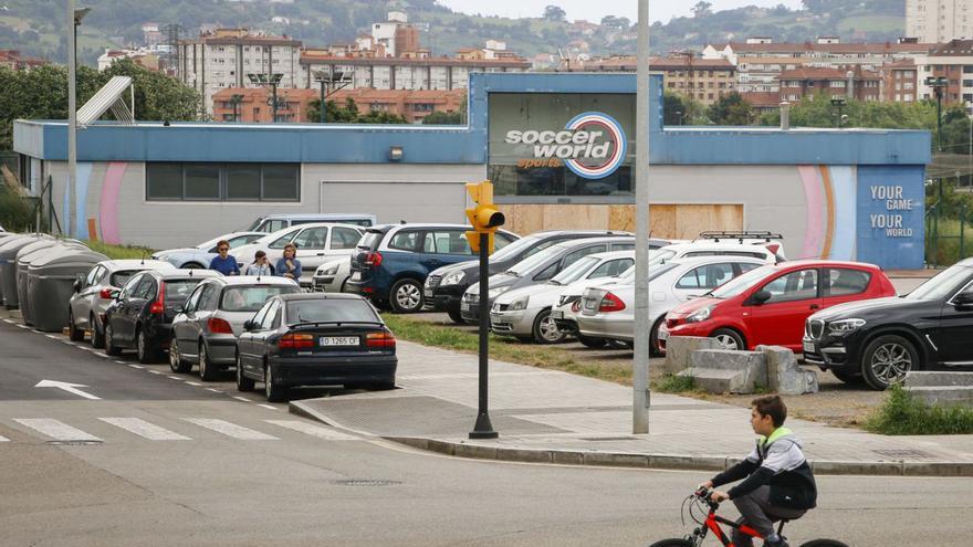 La finca del Soccer World tendrá piscinas, gimnasio, aparcamiento y una zona verde