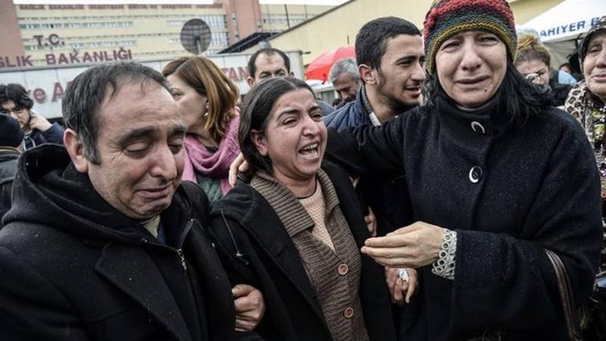 Protestas por la muerte de un adolescente turco herido por la policía