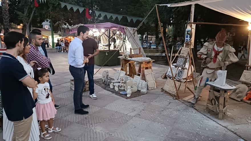 La Pobla de Vallbona celebra su mercado medieval