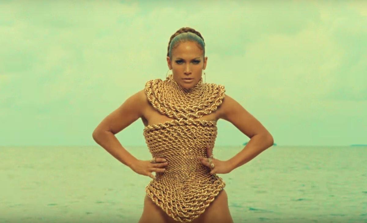 Bañador de cadenas de The Blonds