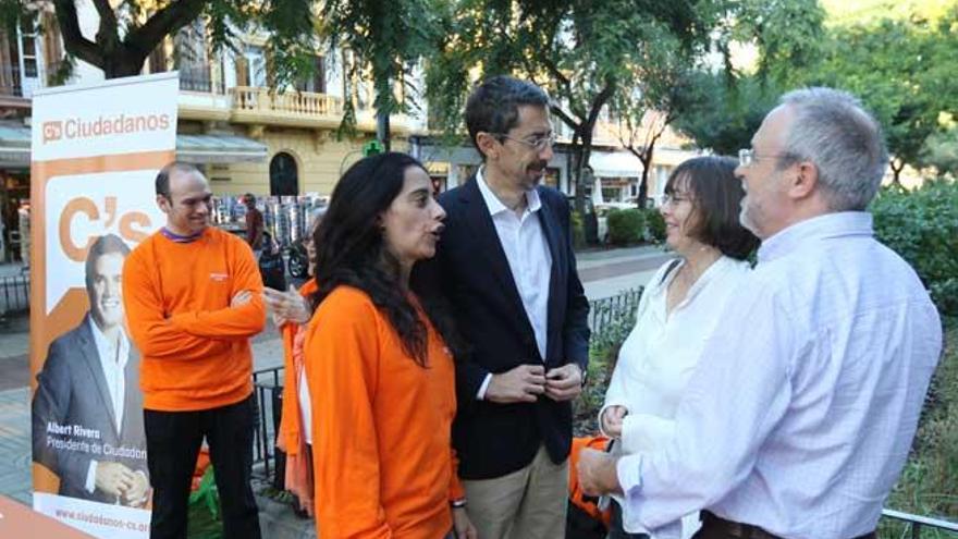 Presentación de los candidatos de Ciudadanos en Vara de Rey.