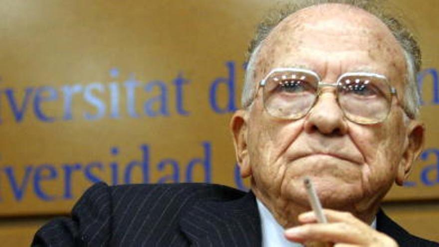 Fallece Santiago Carrillo