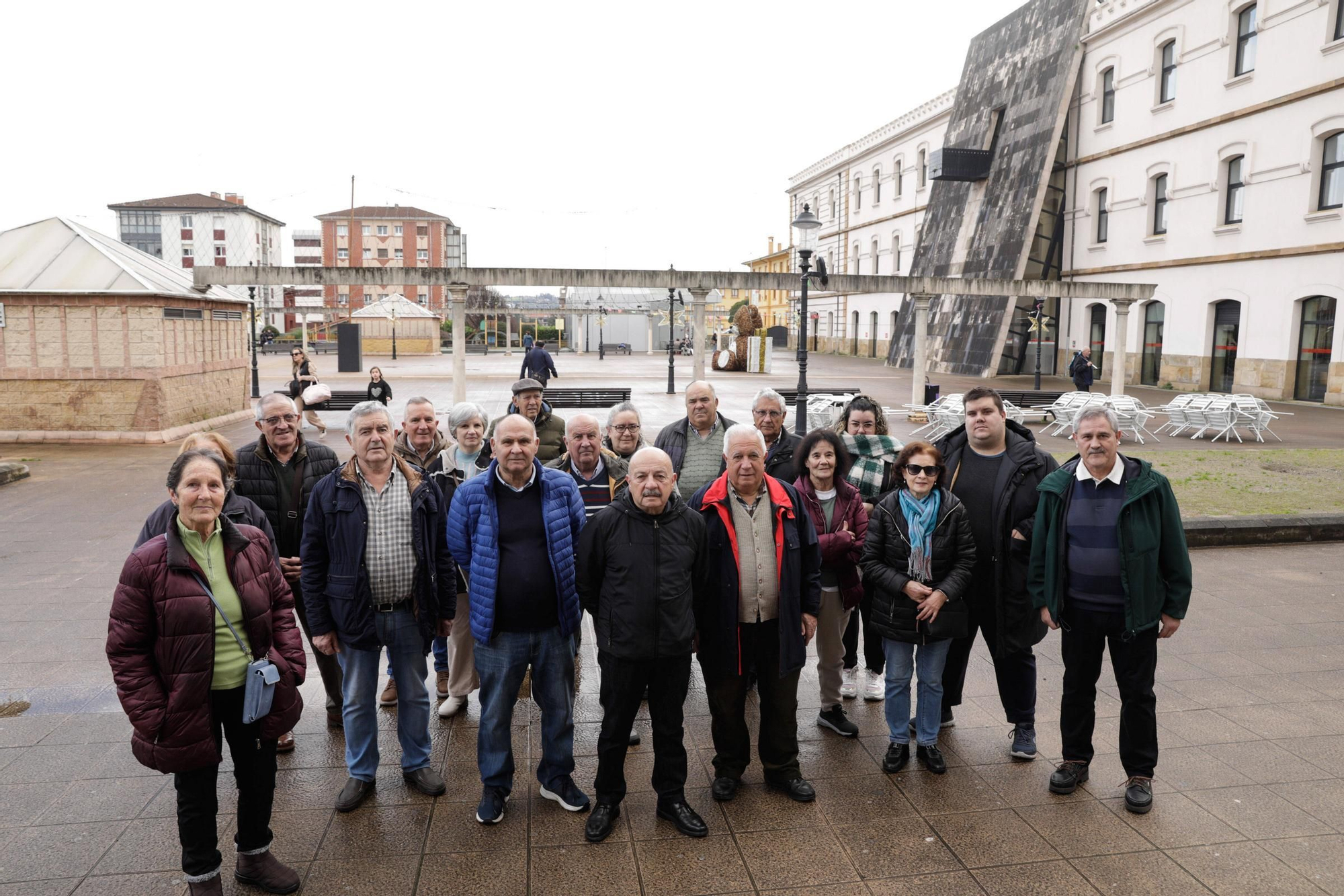 El Coto, un barrio de Gijón "vivo y unido" que anhela ser más paseable (en imágenes)