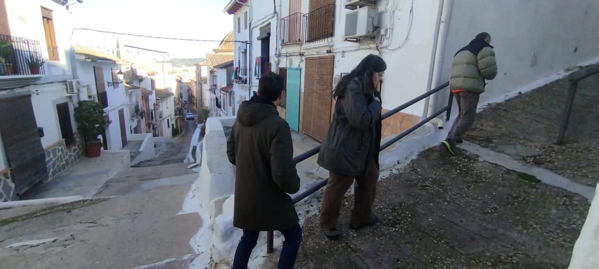 El portavoz del PP, Marcos Sanchis, en la zona de Santas y Menor Cuesta.