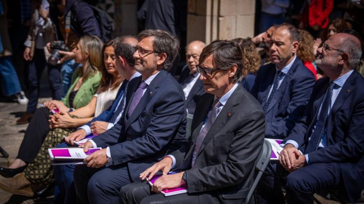 El Govern pide a los ayuntamientos que se adhieran al Pacte Nacional per la Llengua