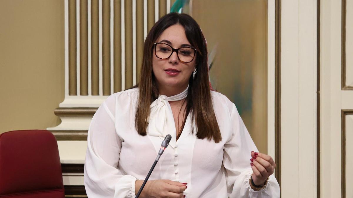 Cristina Calero, diputada nacionalista en el Parlamento canario.