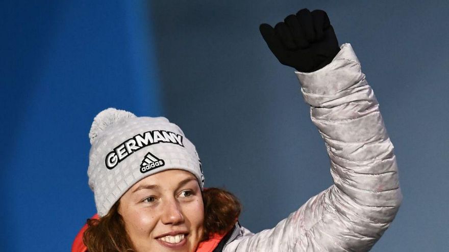 Dahlmeier, tras ganar su segundo oro olímpico. | | EFE