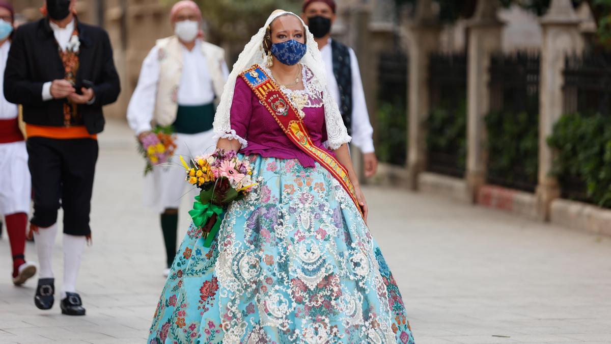 Búscate en el segundo día de Ofrenda por la calle Caballeros (entre las 18.00 y las 19.00 horas)